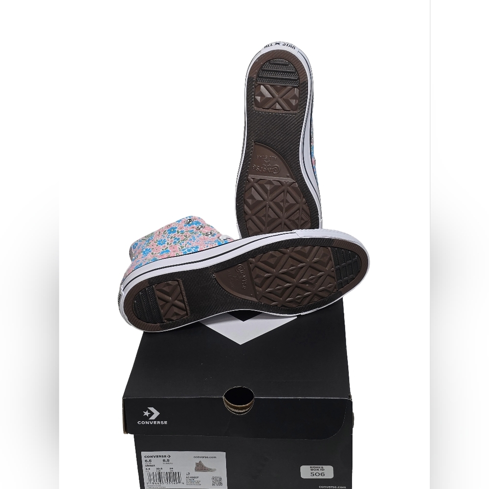 Converse Chuck Taylor All Star Floral High Top Sneakers Womens 8.5 Pink Blue NWT - Picture 2 of 8